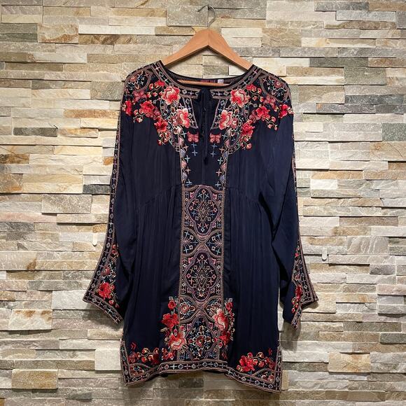 Johnny Was Embroidered Tunic | Navy Boho Folk Top, Romantic Kimono Sleeves Rayon - Picture 2 of 11